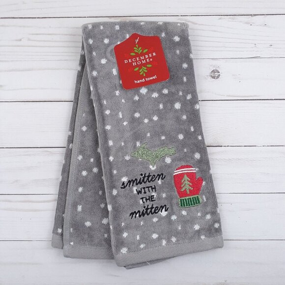 Winter Guest Bath Hand Towel Michigan Smitten With The Mitten Gray - Picture 1 of 3